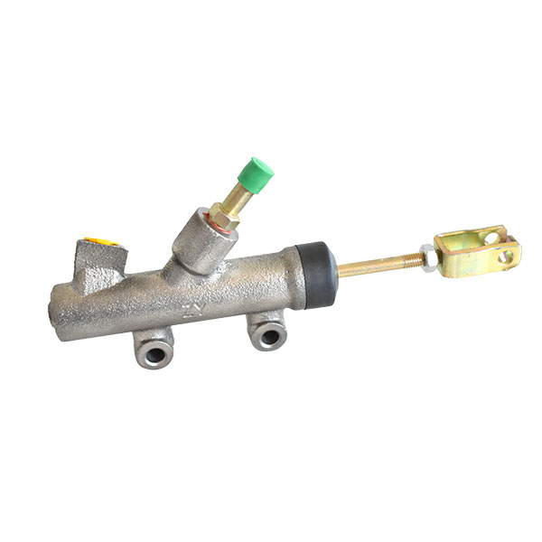 NHR Isuzu clutch master cylinder (connecting rod)